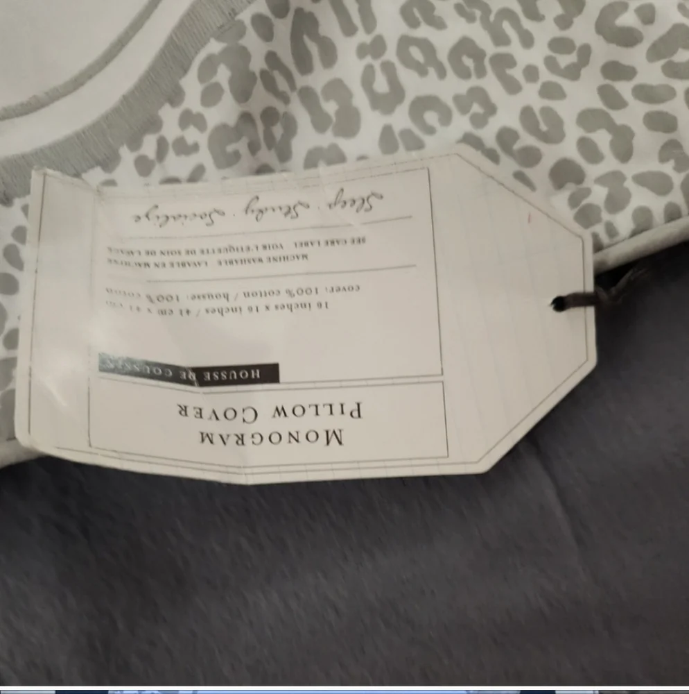 NWT Pottery Barn Pair Pillowcases Dorm PB BLANK Monogram Pillow Covers 16x16”